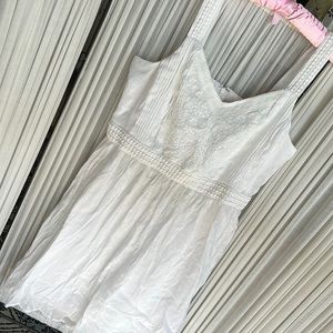 Ann Taylor loft beautiful gauzy white dress size 12 CF11